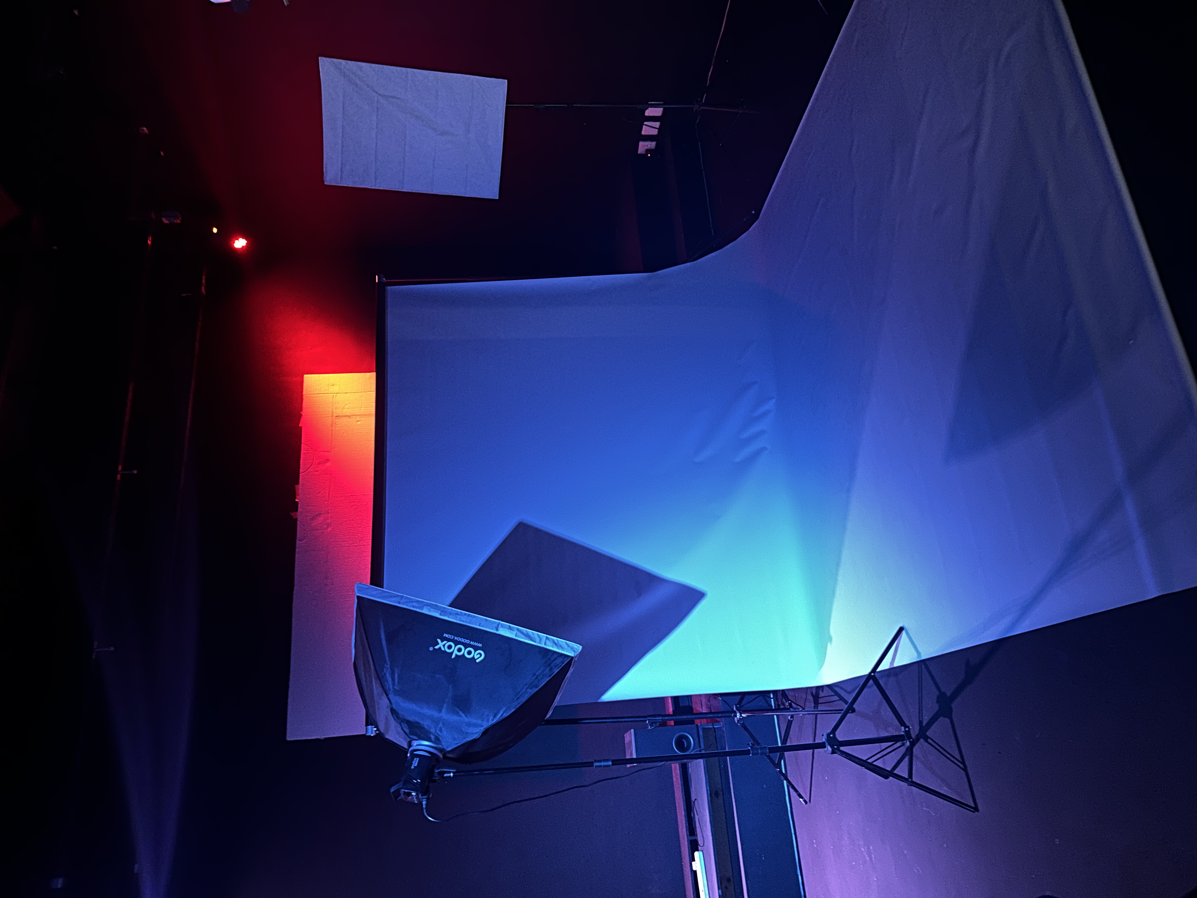 Visual & Audio Studio